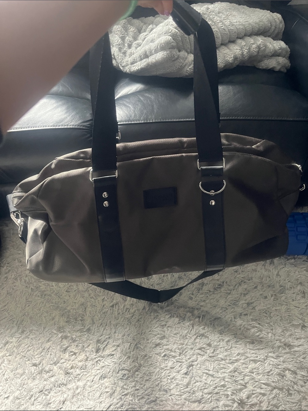 AUTHENTIC VERSACE PARFUMS COLLECTION ARMY GREEN AND BLACK WEEKEND DUFFEL